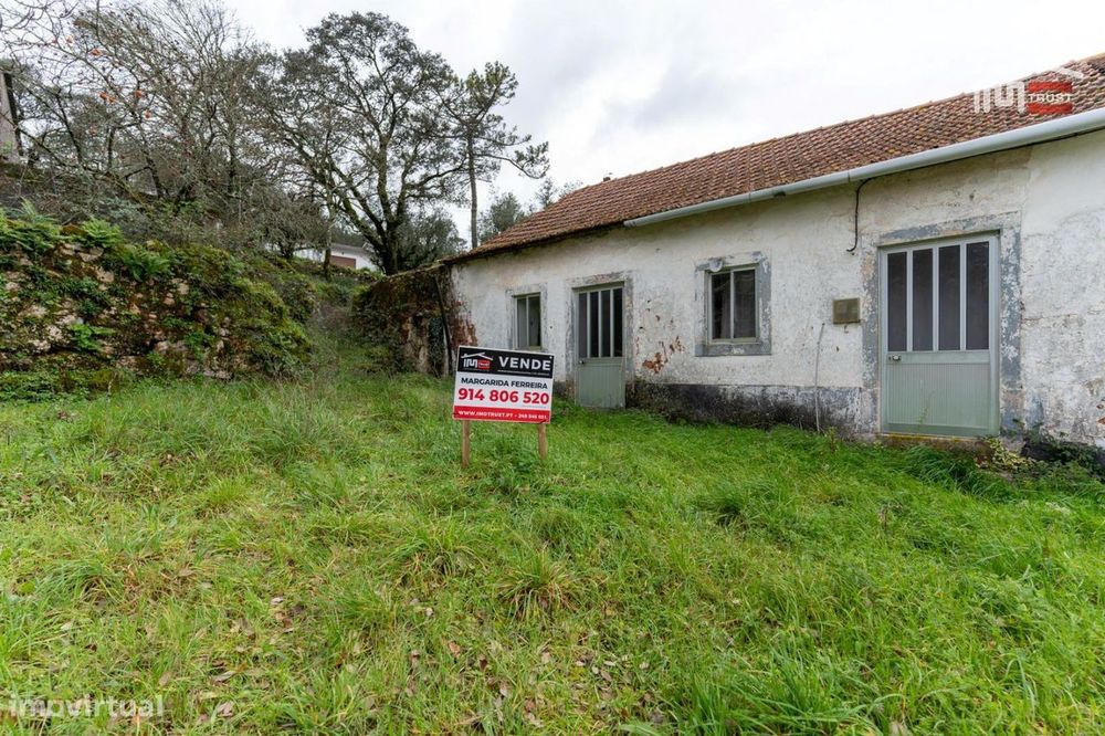 Moradia T2 De Campo Para Recuperar Com Lareira, Poço E Forno (S. Ma...