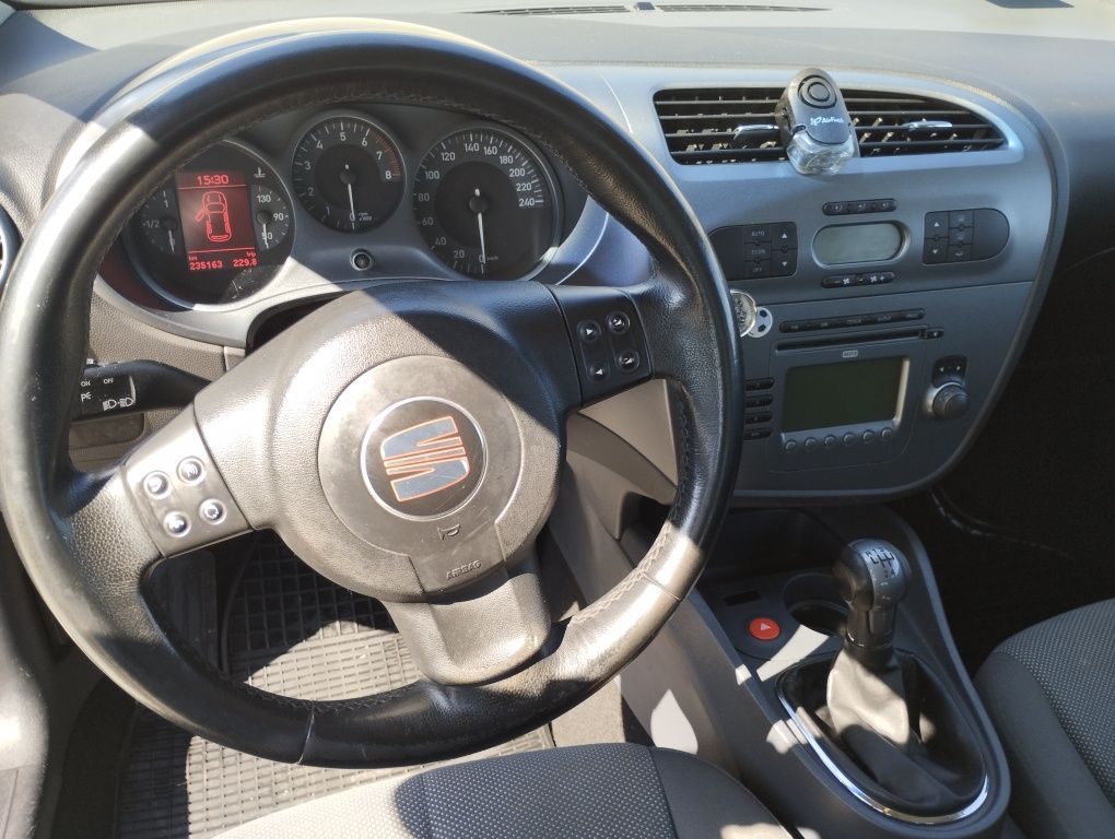 Seat Leon 2, prod. 2007 r., 1.6 benzyna MPI
