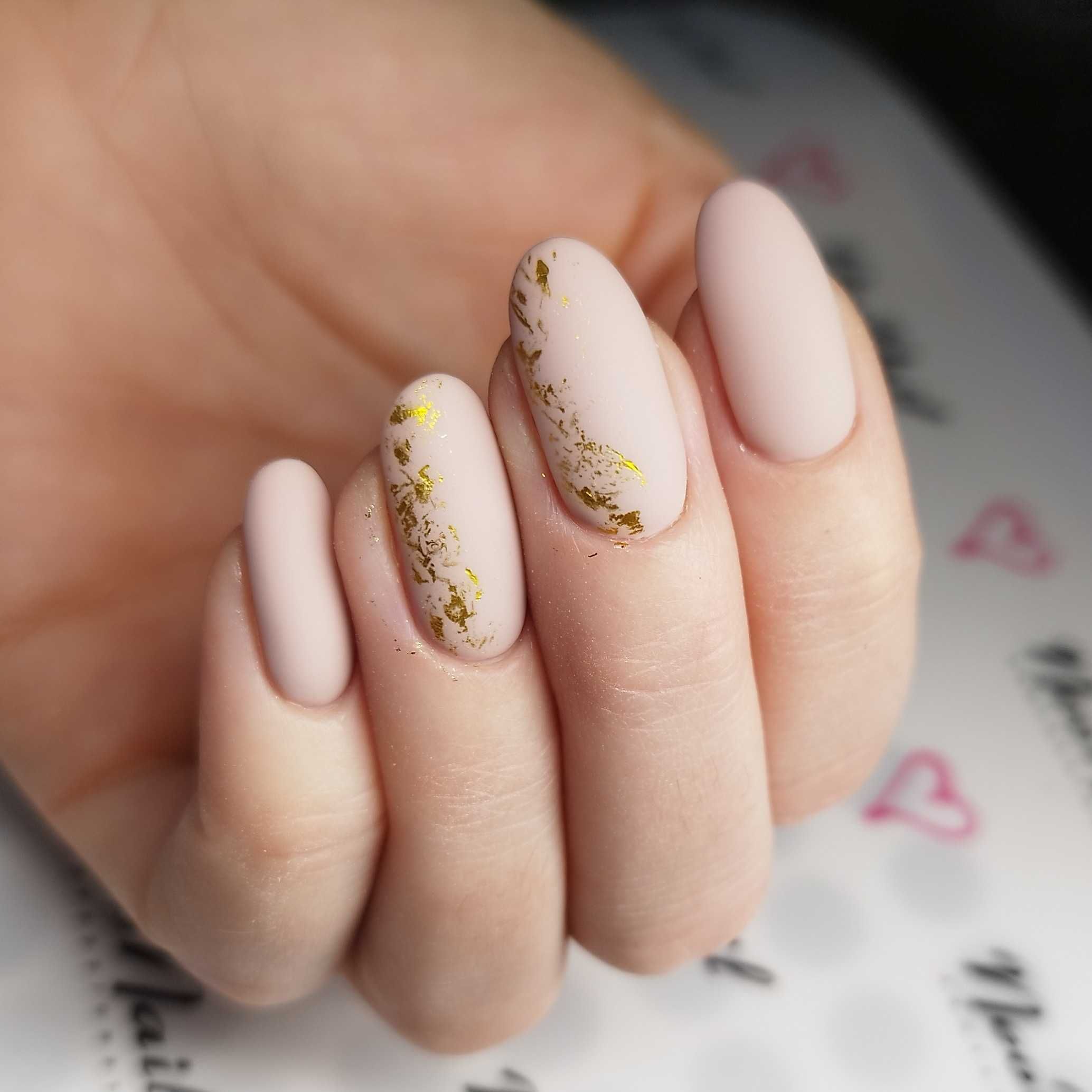 Manicure hybrydowy, przedłużanie paznokci (z możliwością dojazdu)