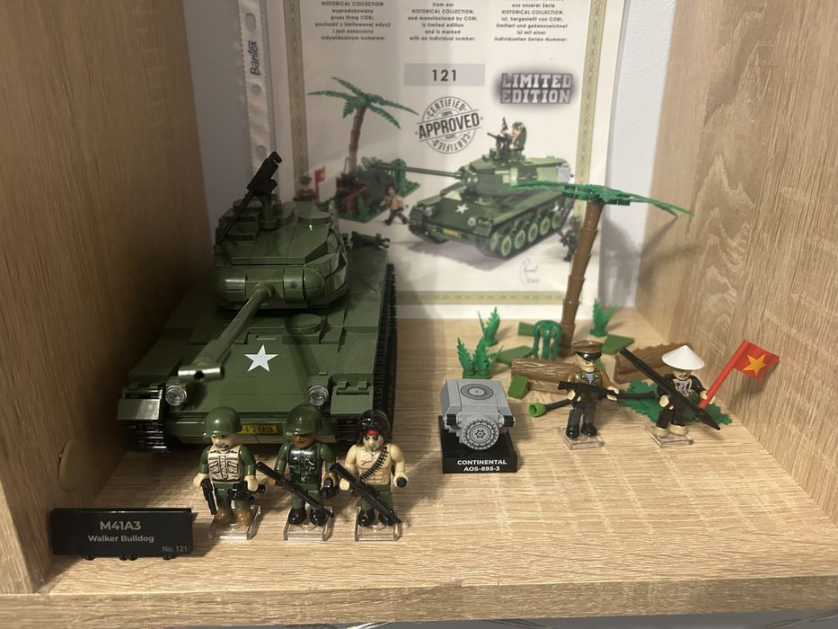 Cobi Walker Bulldog limited edition