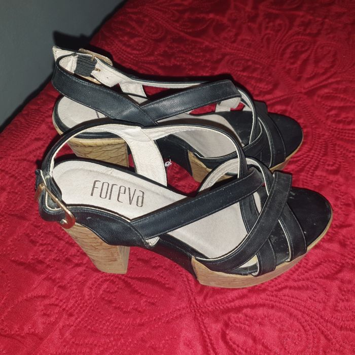 Sandália  Foreva - tamanho 36