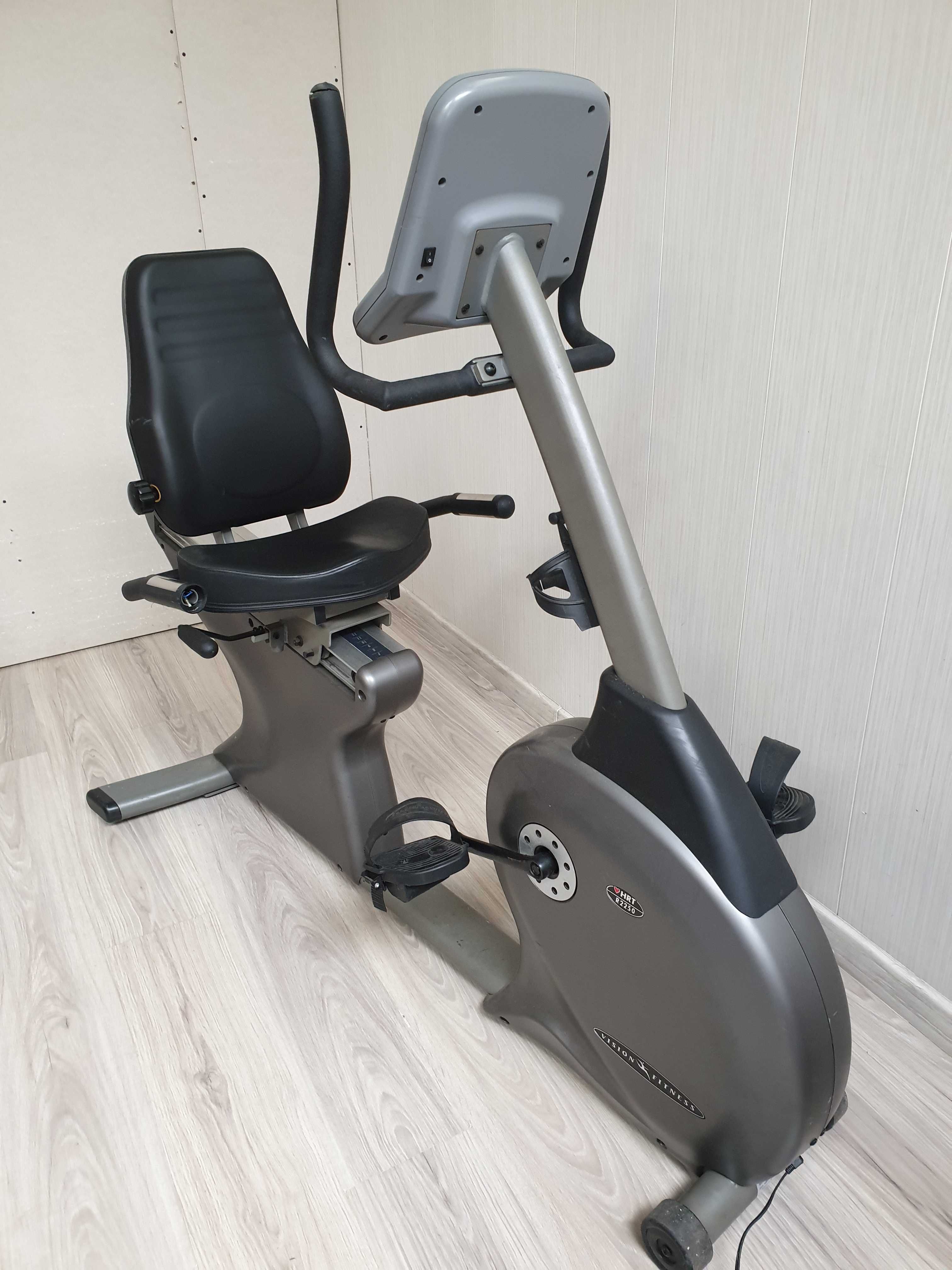 Rower treningowy magnetyczny vision 2250 HRT poziomy