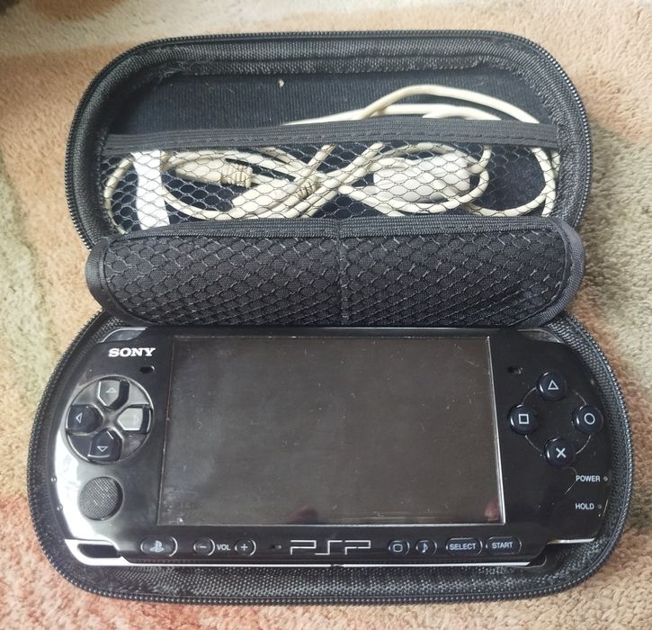 PsP 3001 портативна приставка