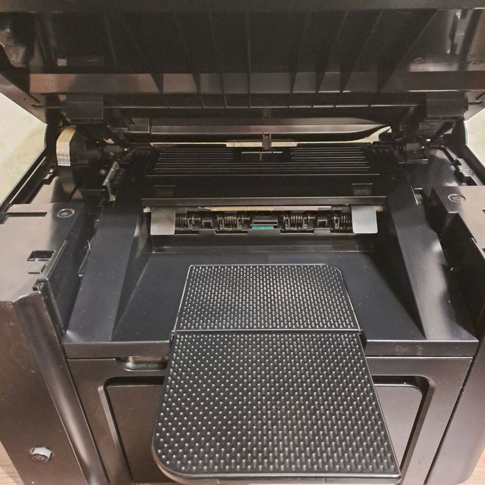 Купить МФУ HP 1536dnf