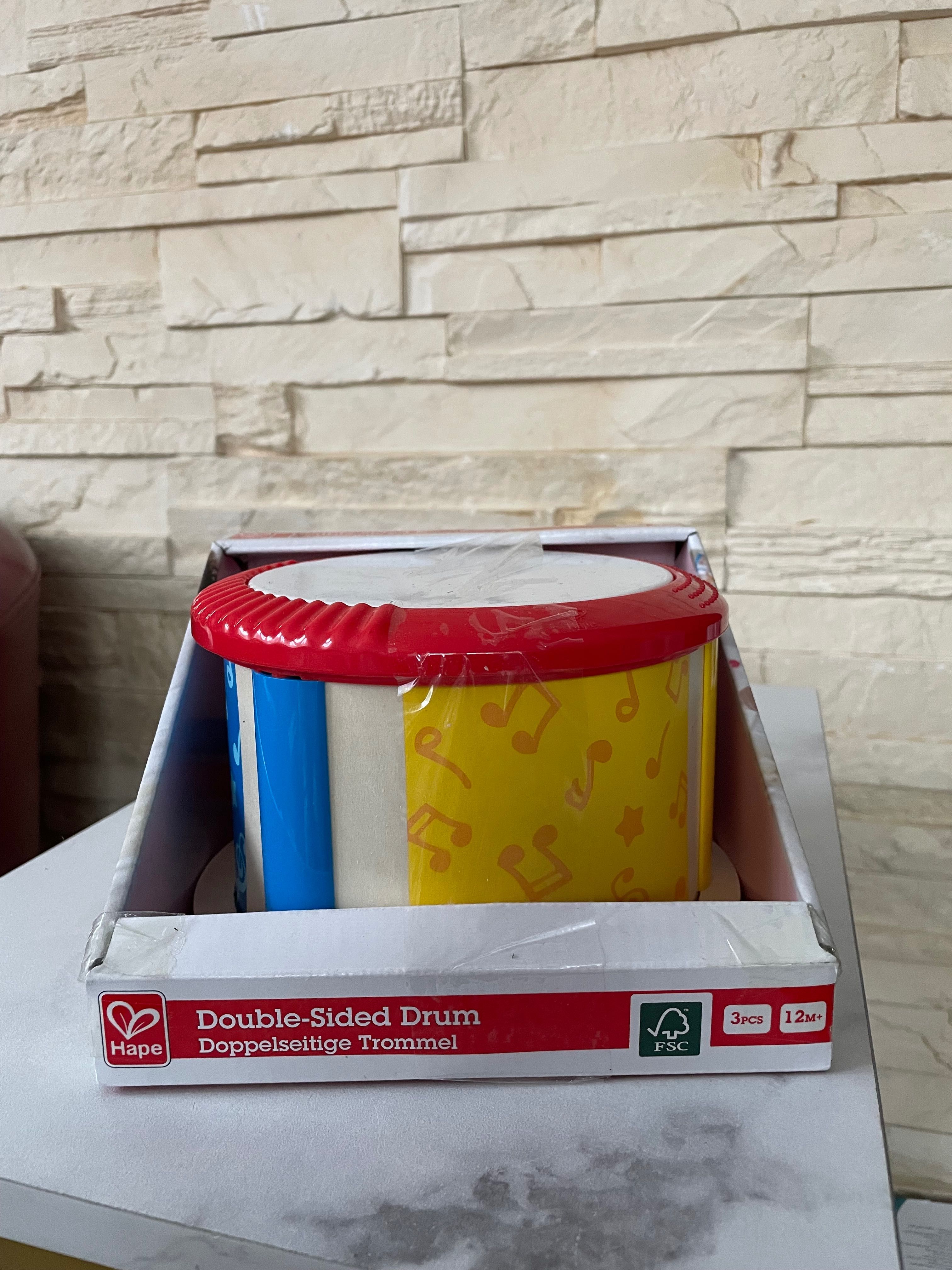 Hape Dwustronny Bębenek, bębenek dla dzieci, instrumenty do zabawy