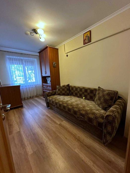 Оренда 2 кімнатної квартири по вулиці Антоненка-Давидовича СИХІВ