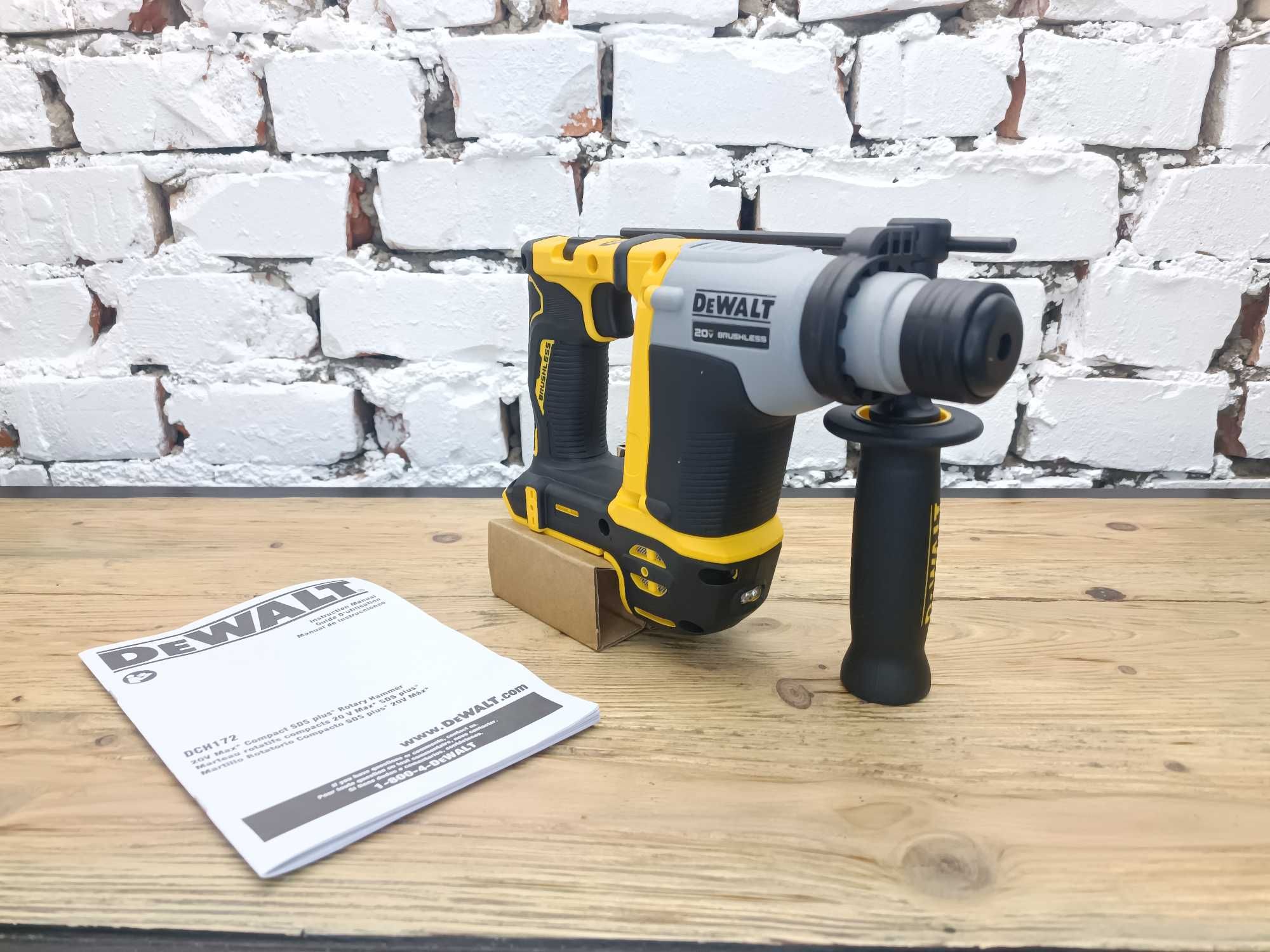 Безщітковий акумуляторний перфоратор DeWalt DCH172  з США Орігинал