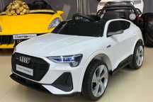 AUDI E-TRON 4x4 autko na akumulator dla dzieci