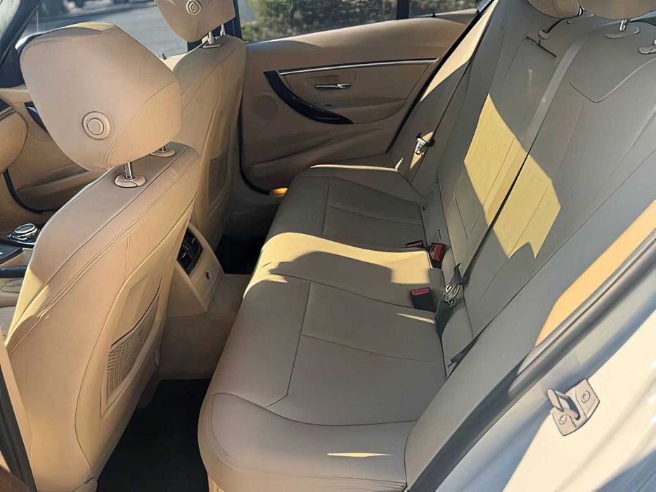 BMW 3 Series 328i xDrive      2016