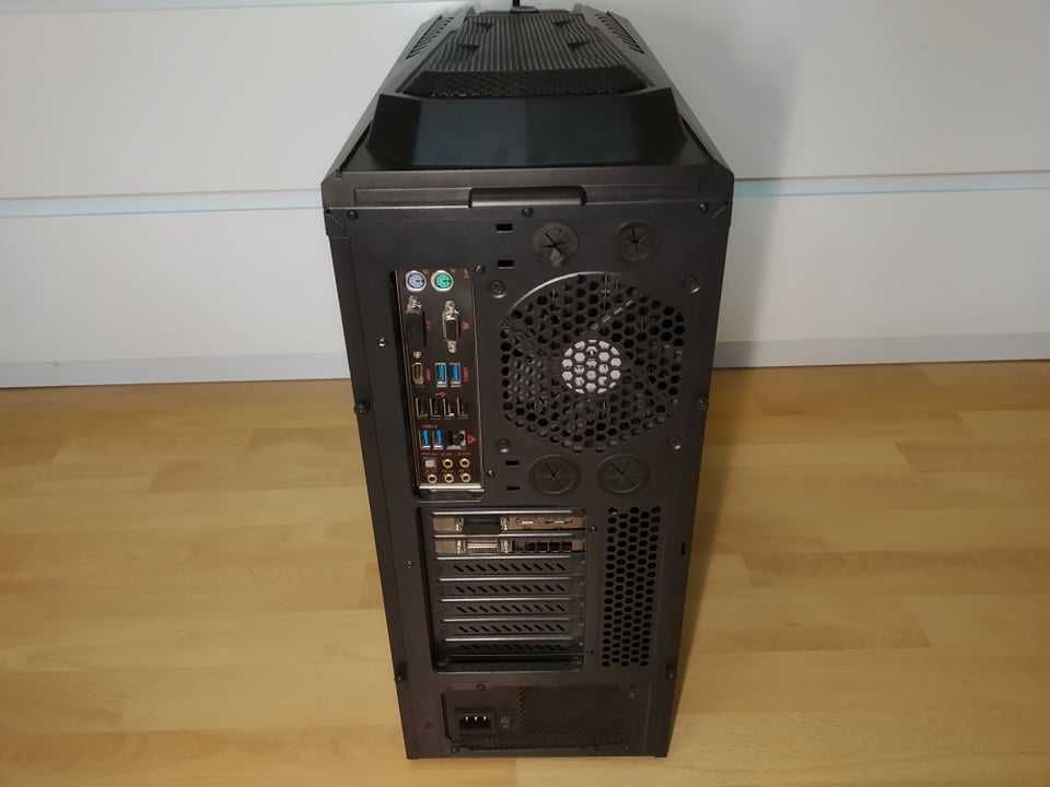 Komputer stacjonarny [i7-4790K, 16GB ram, GeForce GTX 970 4GB, Win.10]