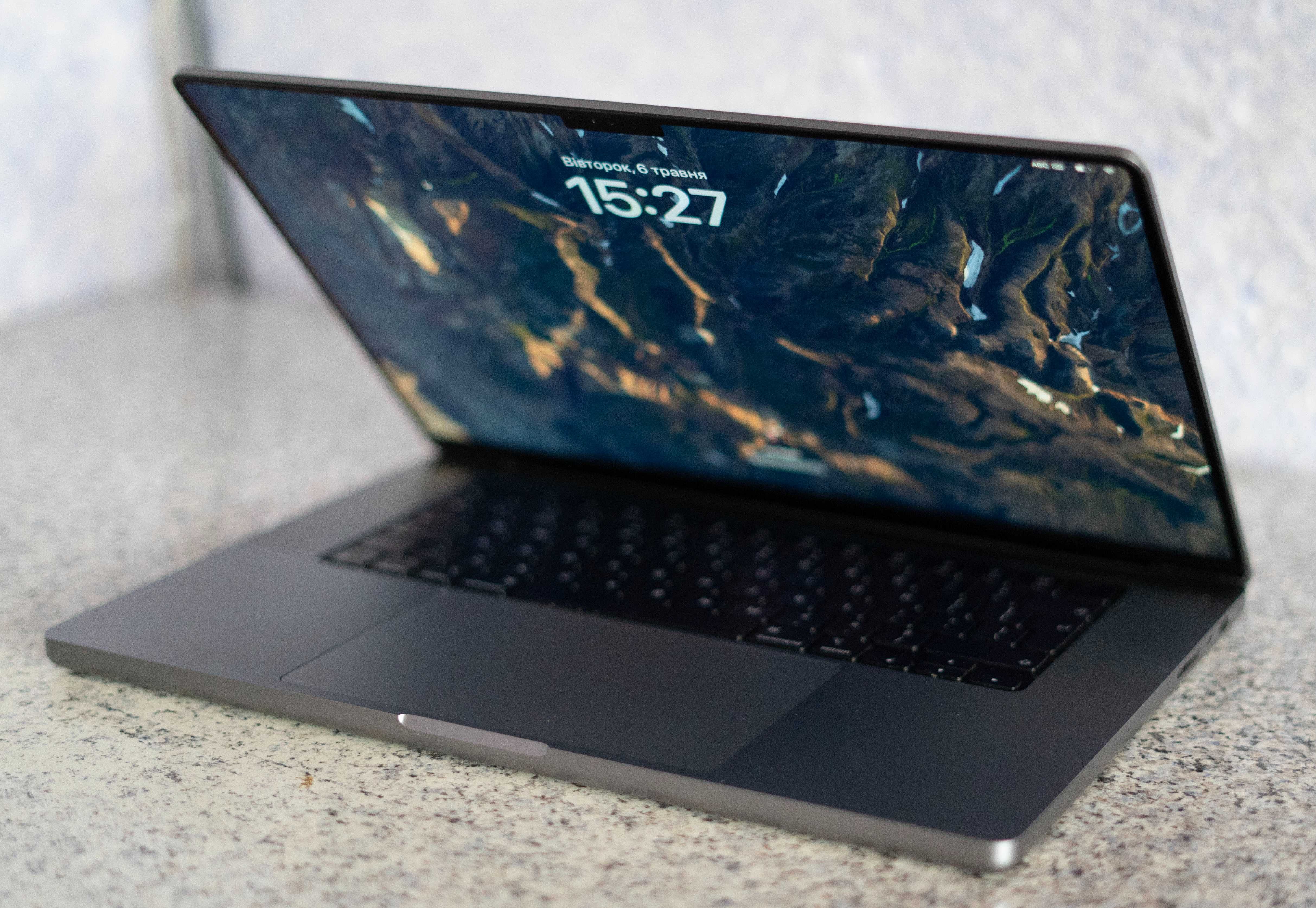 MacBook M1 Pro 16 (16 ГБ RAM, 1TB) у кольорі Space Gray