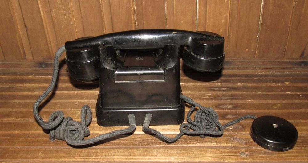 1956 Телефон бакелитовый VEF в родной коробке , не использовался
