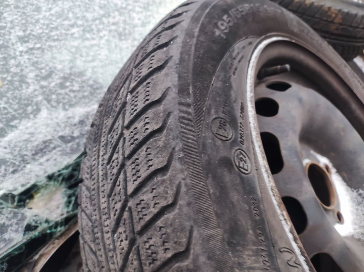 Колеса в зборі 4 108 r15 стояли на  Peugeot partner
