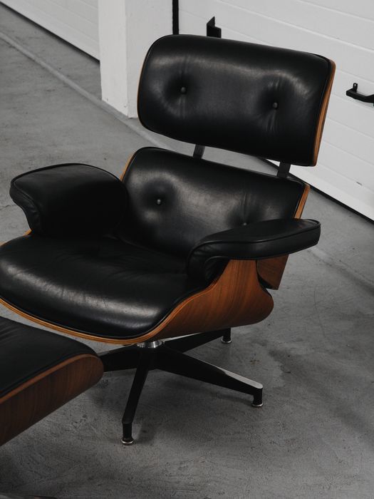 Cadeirao eames lounge