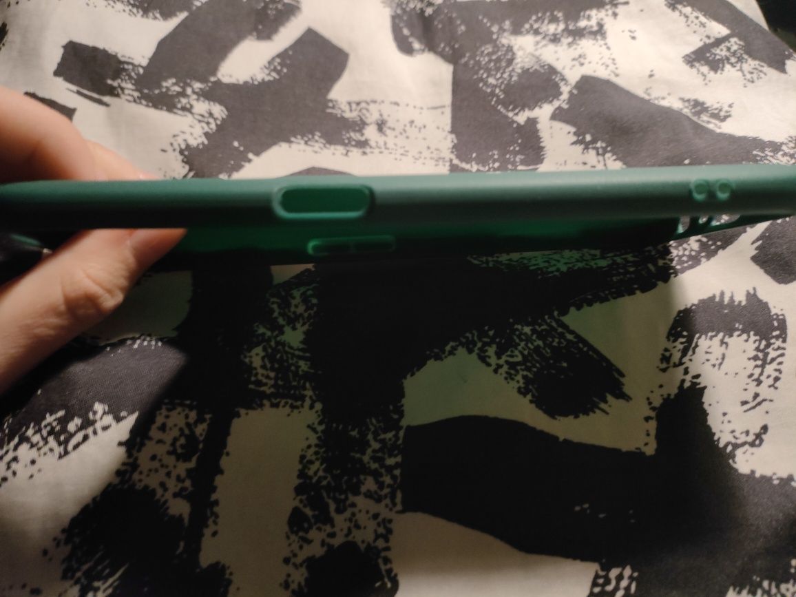 Nowe etui Realme 8