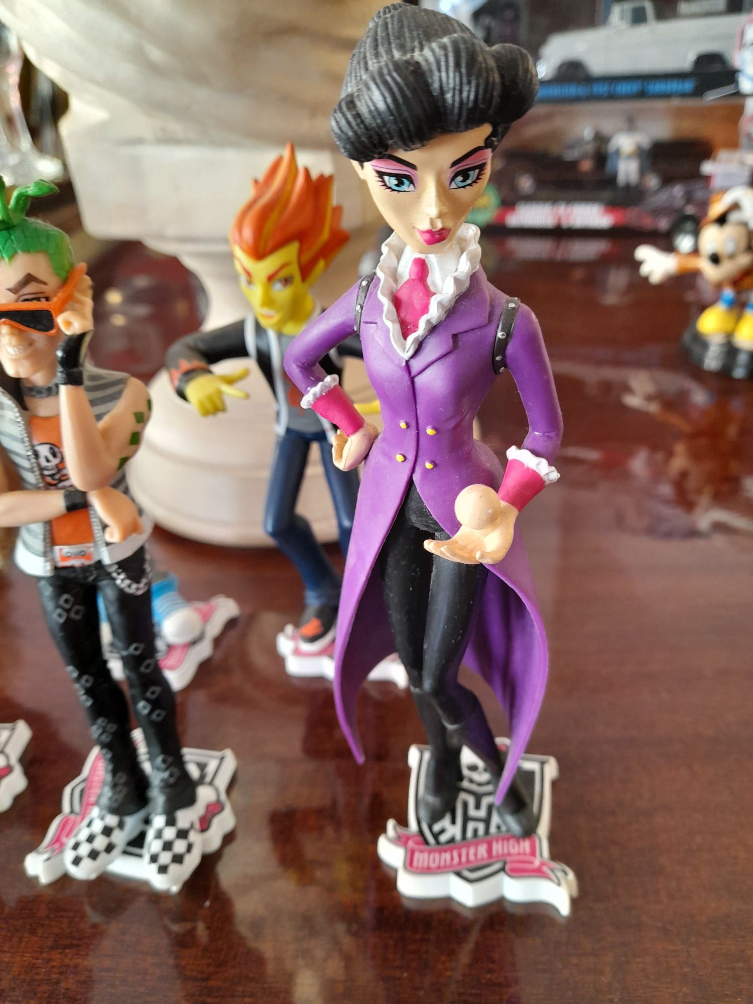 Bonecos PVC Monster High