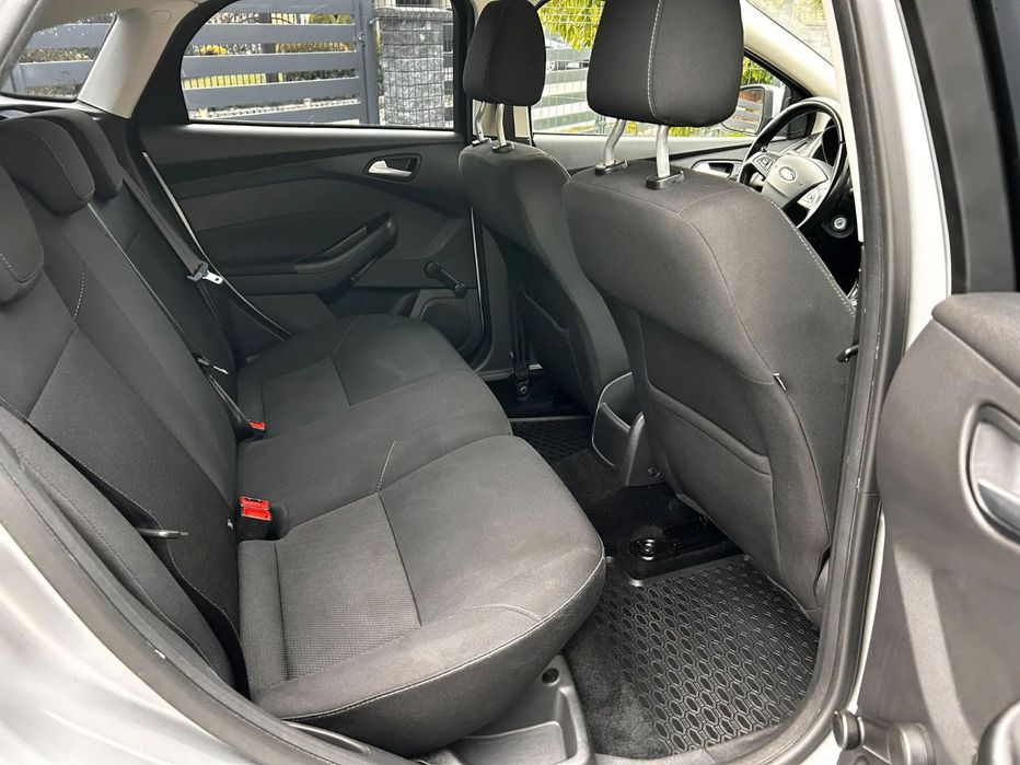 Ford Focus FORD, FOCUS 2014 , hatchback 5-DOOR (1J5) 1.5 TDCI 120KM
