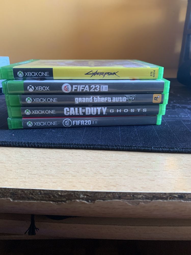 Xbox One 1 TB Biała