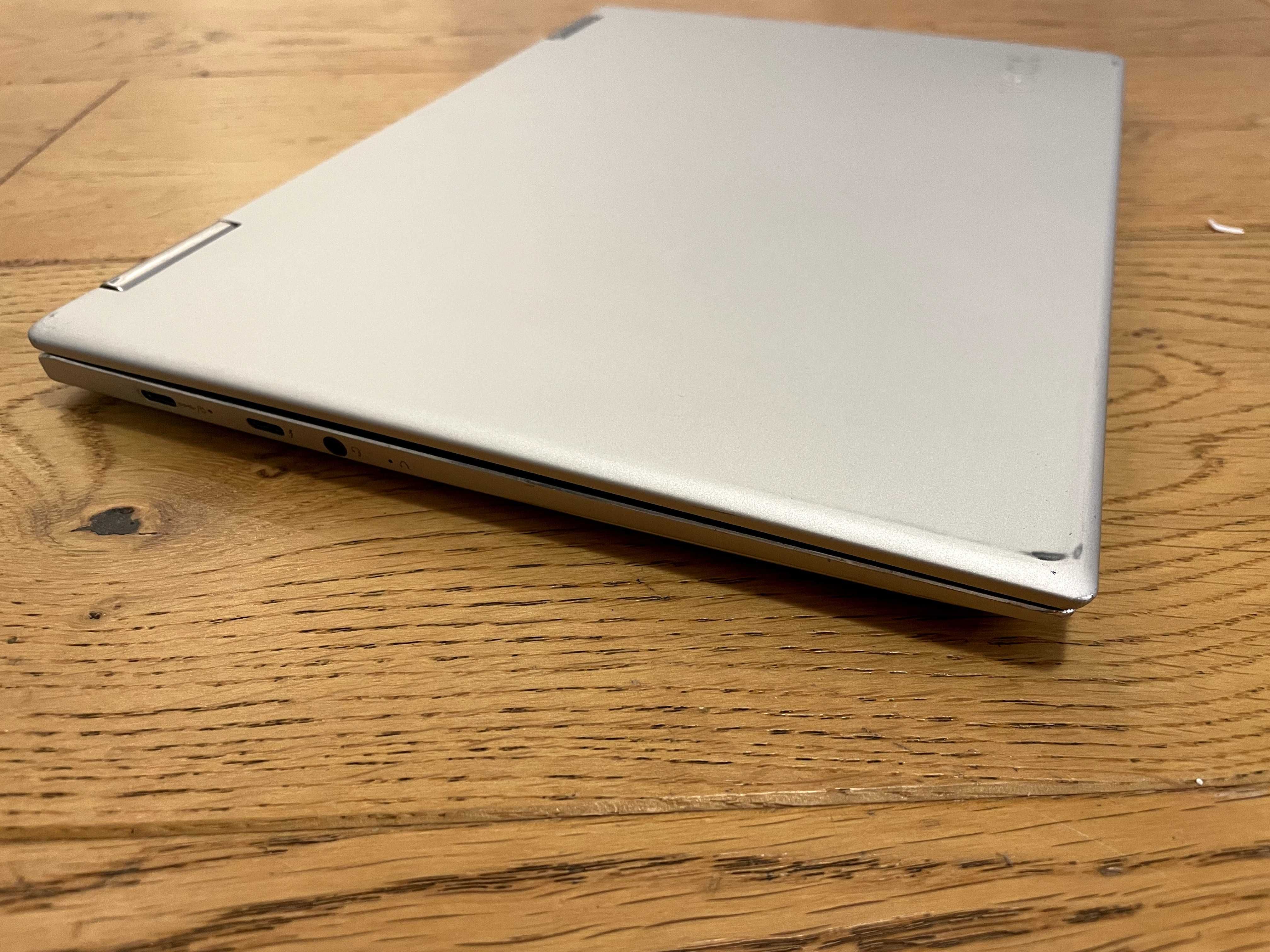 Laptop Lenovo YOGA 720 - uszkodzony, i5-8250U, 256GB SSD, 8GB RAM