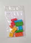 Klocki LEGO z masy cukrowej na tort