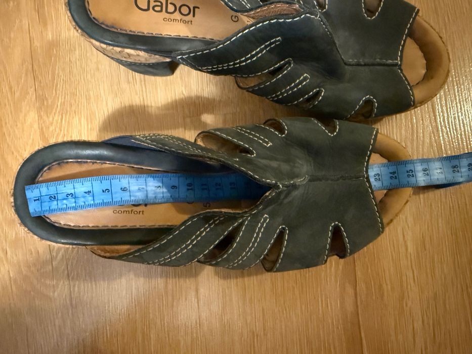 Klapki na obcasie na korkowej podeszwie Gabor 5 1/2