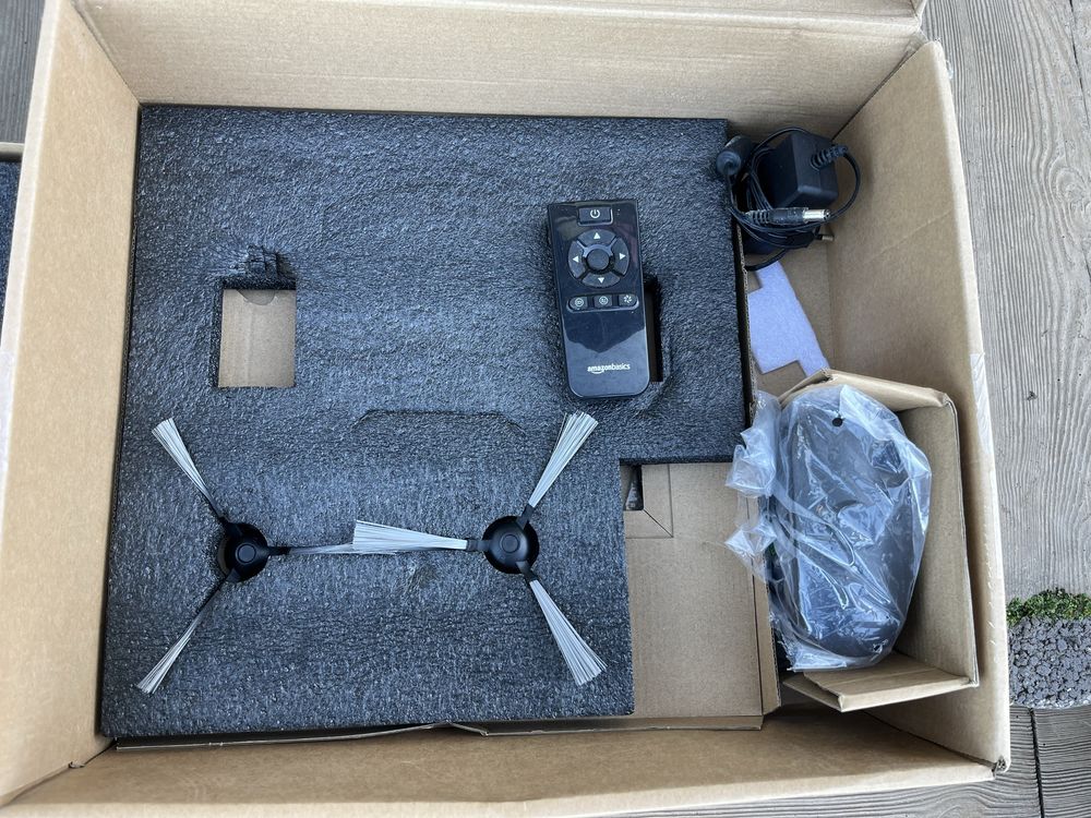Amazon basic - robot sprzatajacy