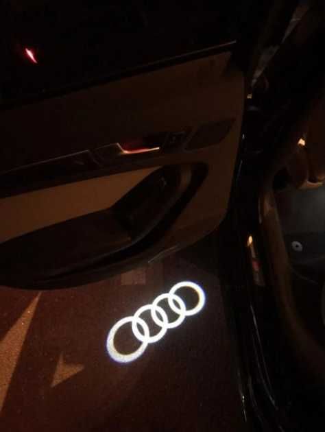 Штатная подсветка дверей ауди проекция audi A3 A4 A7 A8 Q3 Q7 R RS S