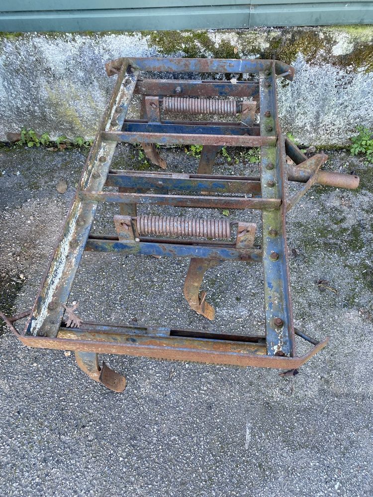 Escarificador trator pasquali