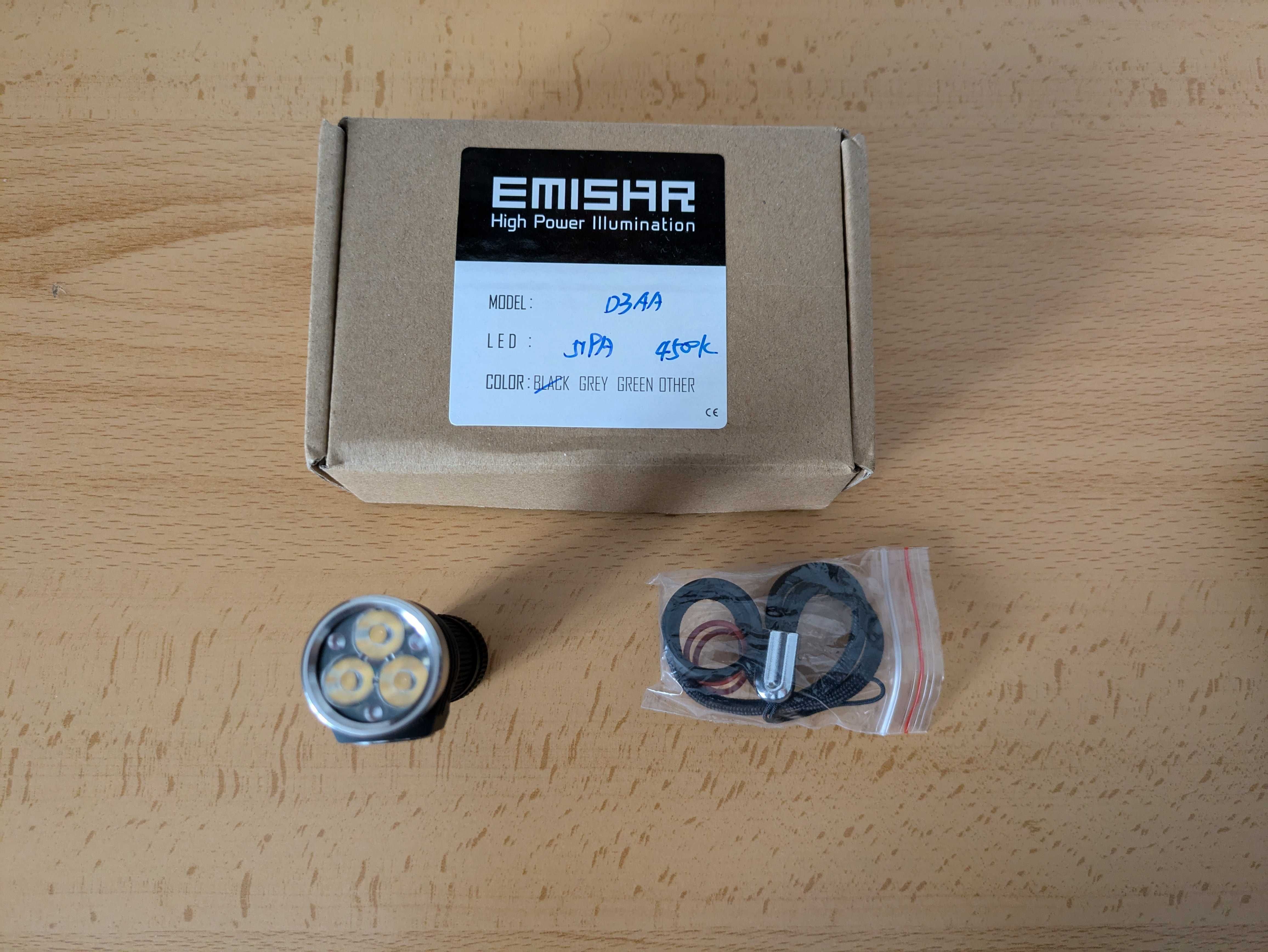 Lanterna Emisar D3AA LED Pilha AA / 14500