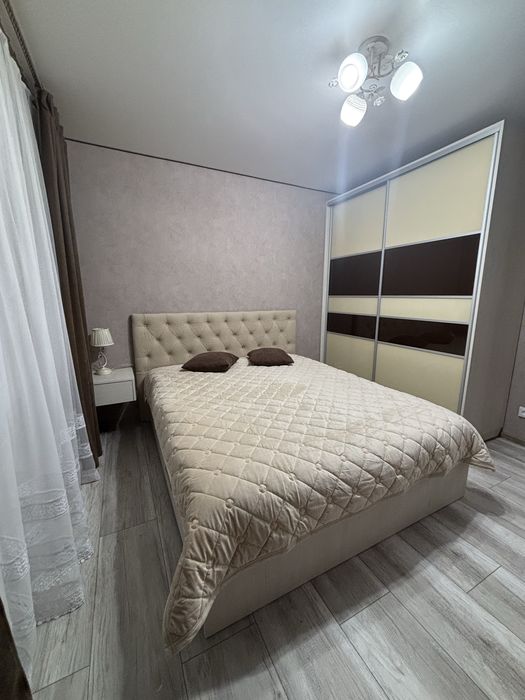 Продам 2-х кімнатну квартиру