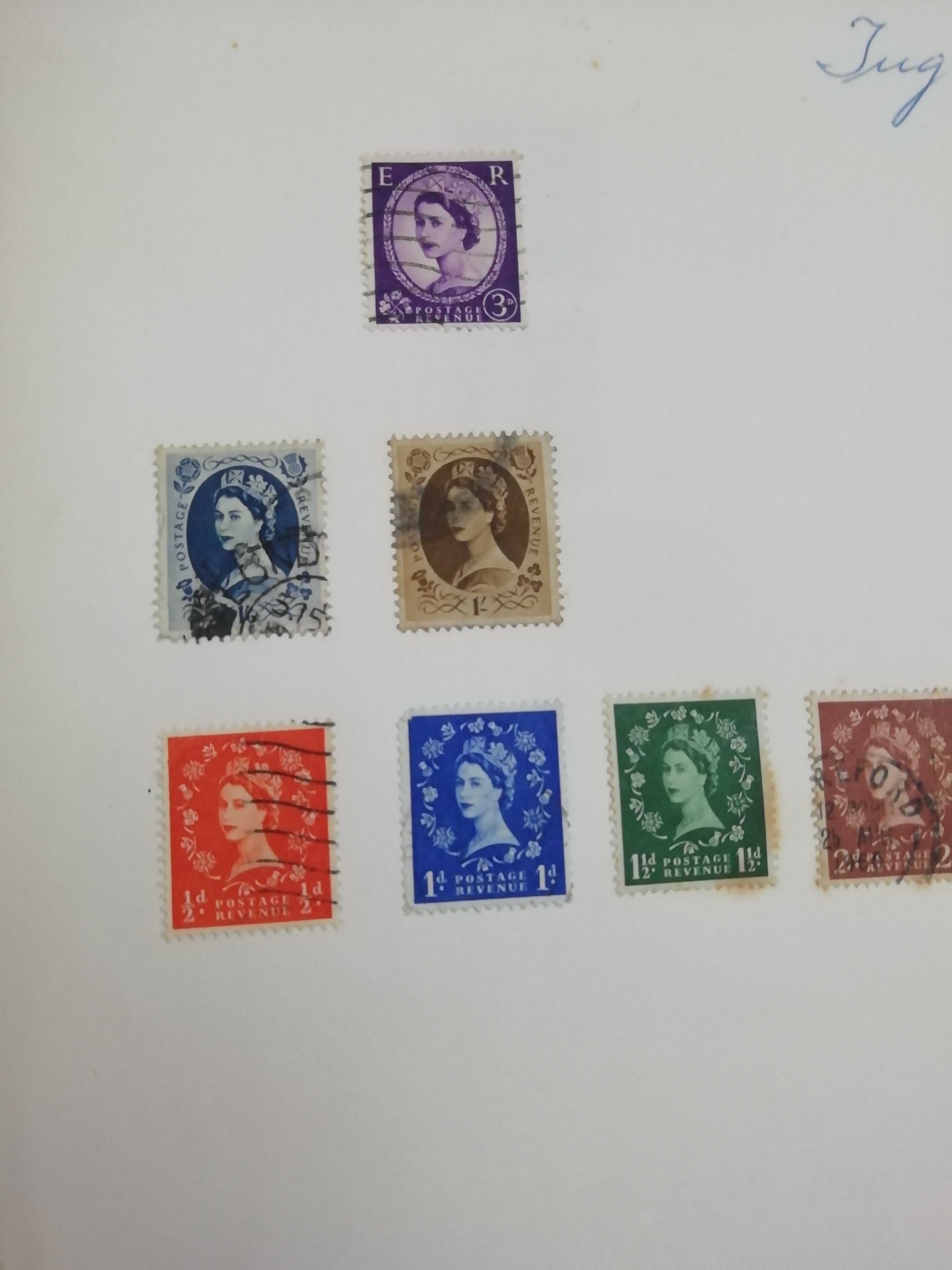Álbuns e caixas de selos