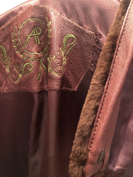 Blusão homen em pele castanho