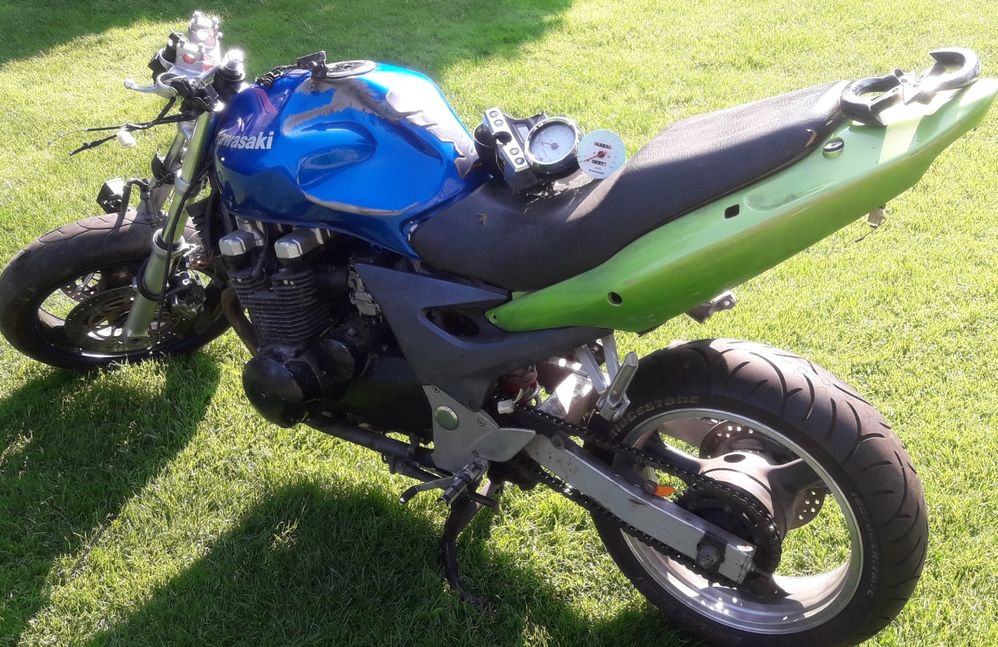 Kawasaki 750 zr7 zr części