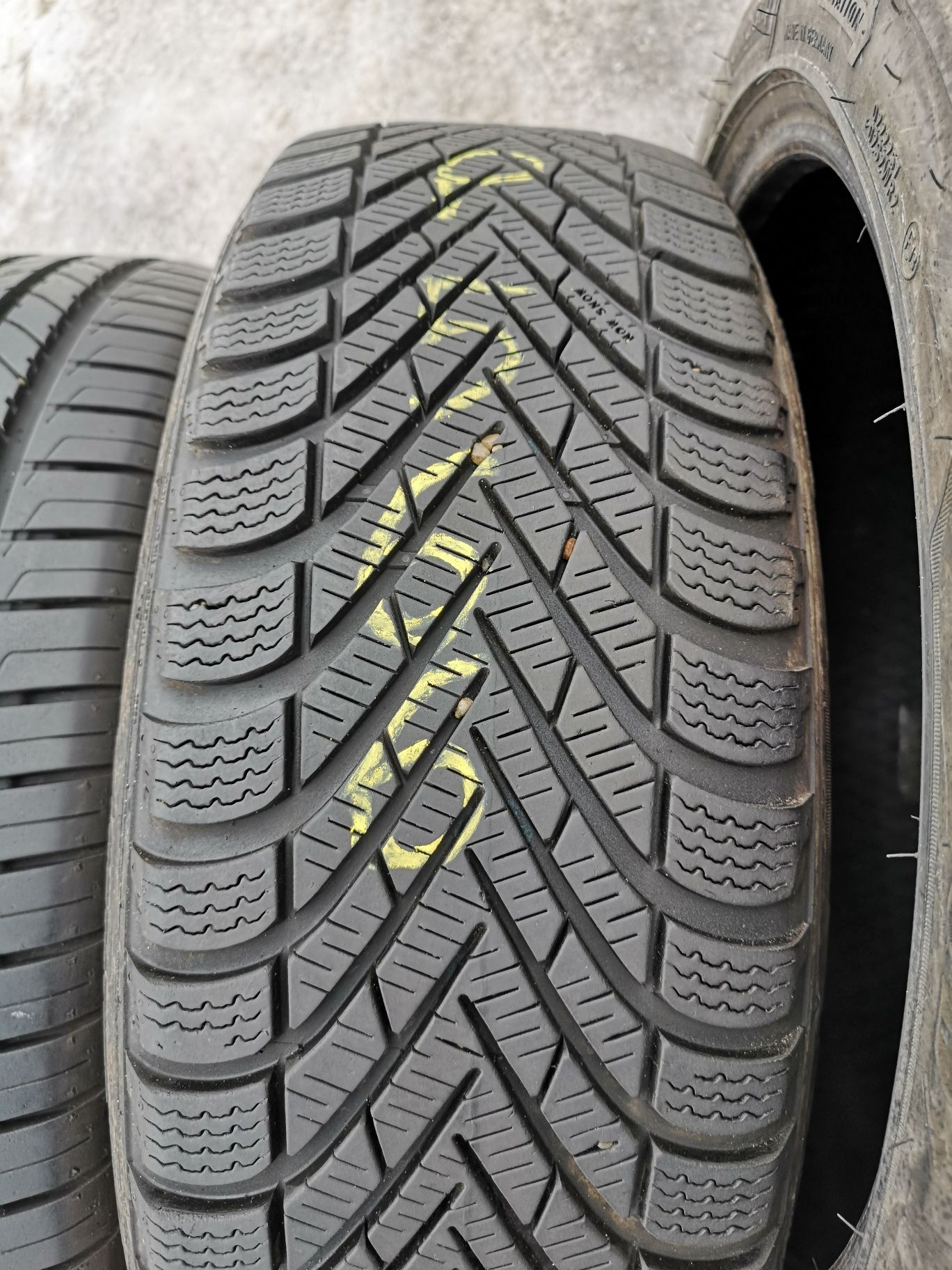 Opona zimowa 195/55/16 Pirelli Cinturato Winter 1szt 7,2mm 2020r