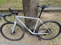 Gravel Kross Esker 1.0 L