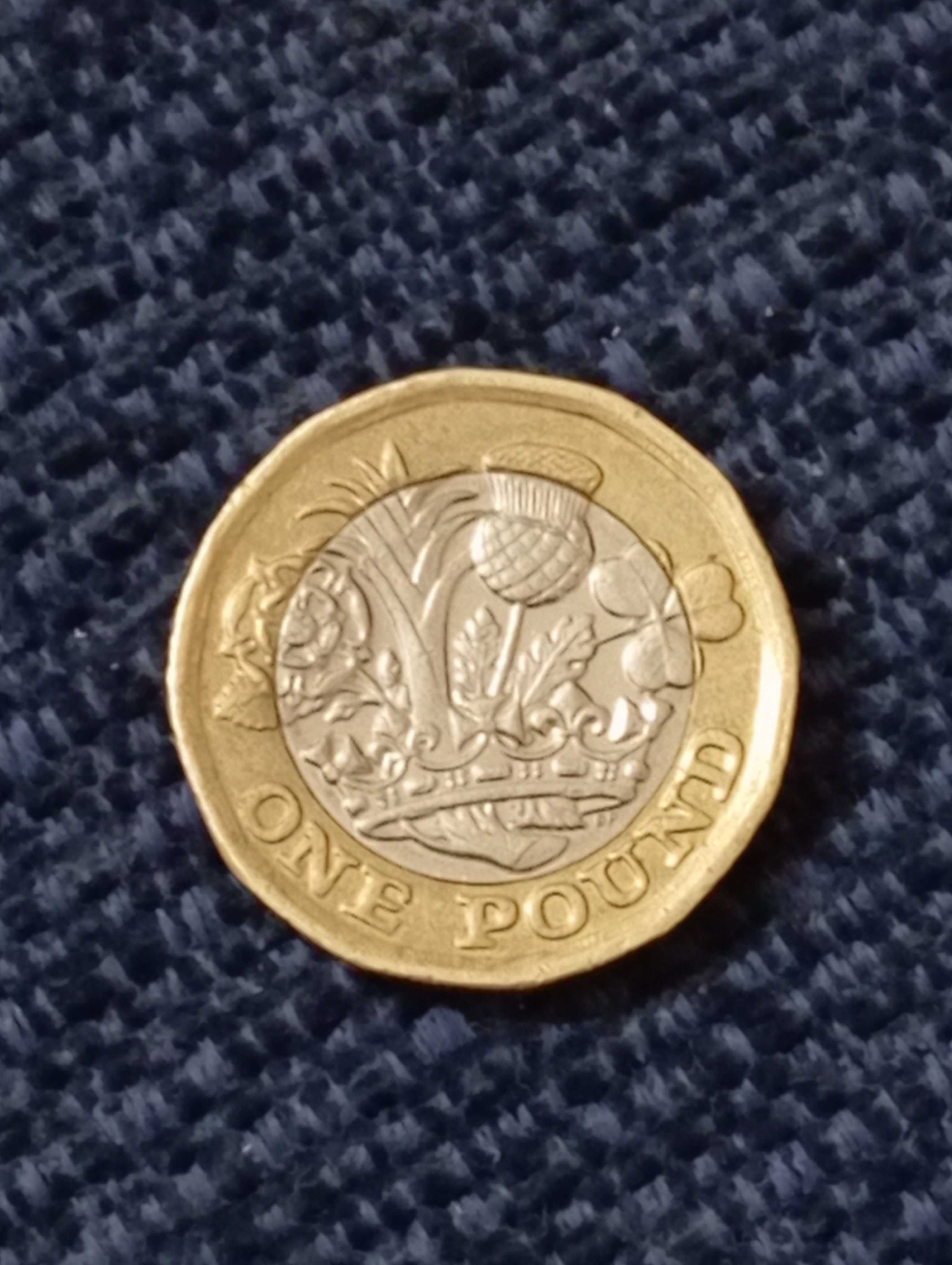 Moeda One pound 2017