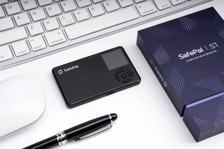 Portfel kryptowalutowy SafePal S1 nowy zaplombowany