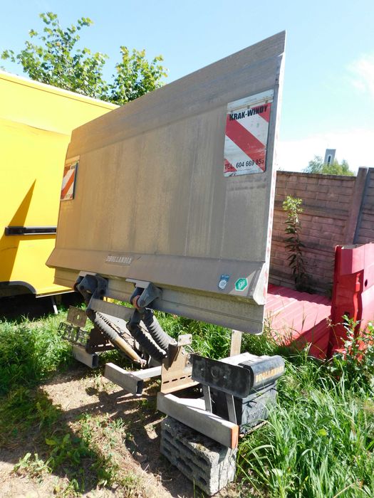 Winda kontener Sprinter Crafter DHolandia z przeglądem dokumen 2013 r.