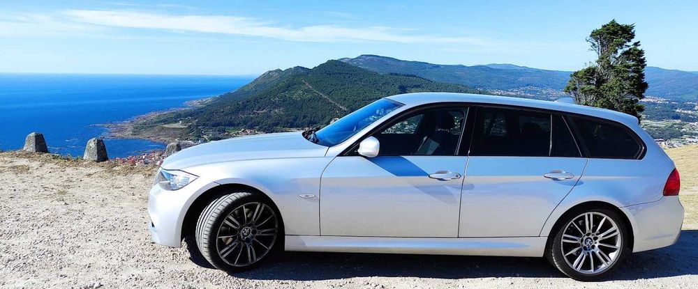 BMW 320d Touring Navigation Sport - Navegação Profissional - Pack M