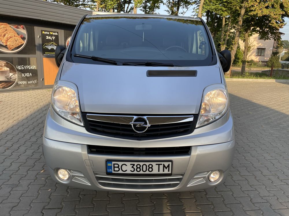 Opel vivaro 2013