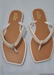 Chinelo  branca cm stras prata