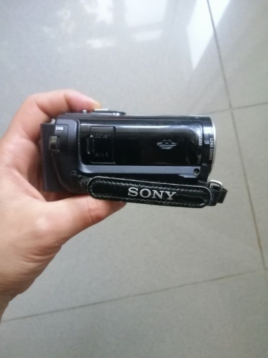 Продам Видеокамеру Sony