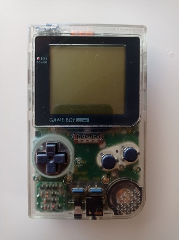 Game Boy pocket transparente com fonte de alimentação