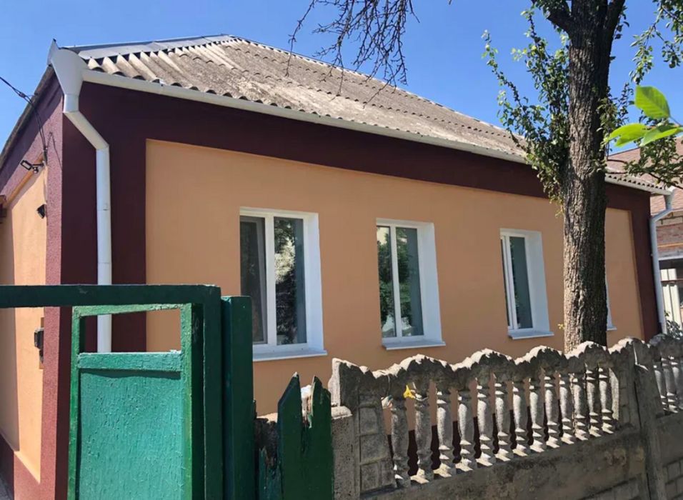 Продам гарний будинок