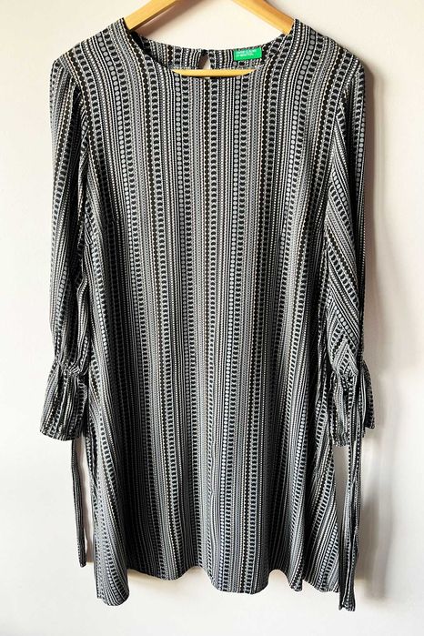 Benetton jesienna sukienka w geometryczne wzory 100% wiskoza roz. S 36