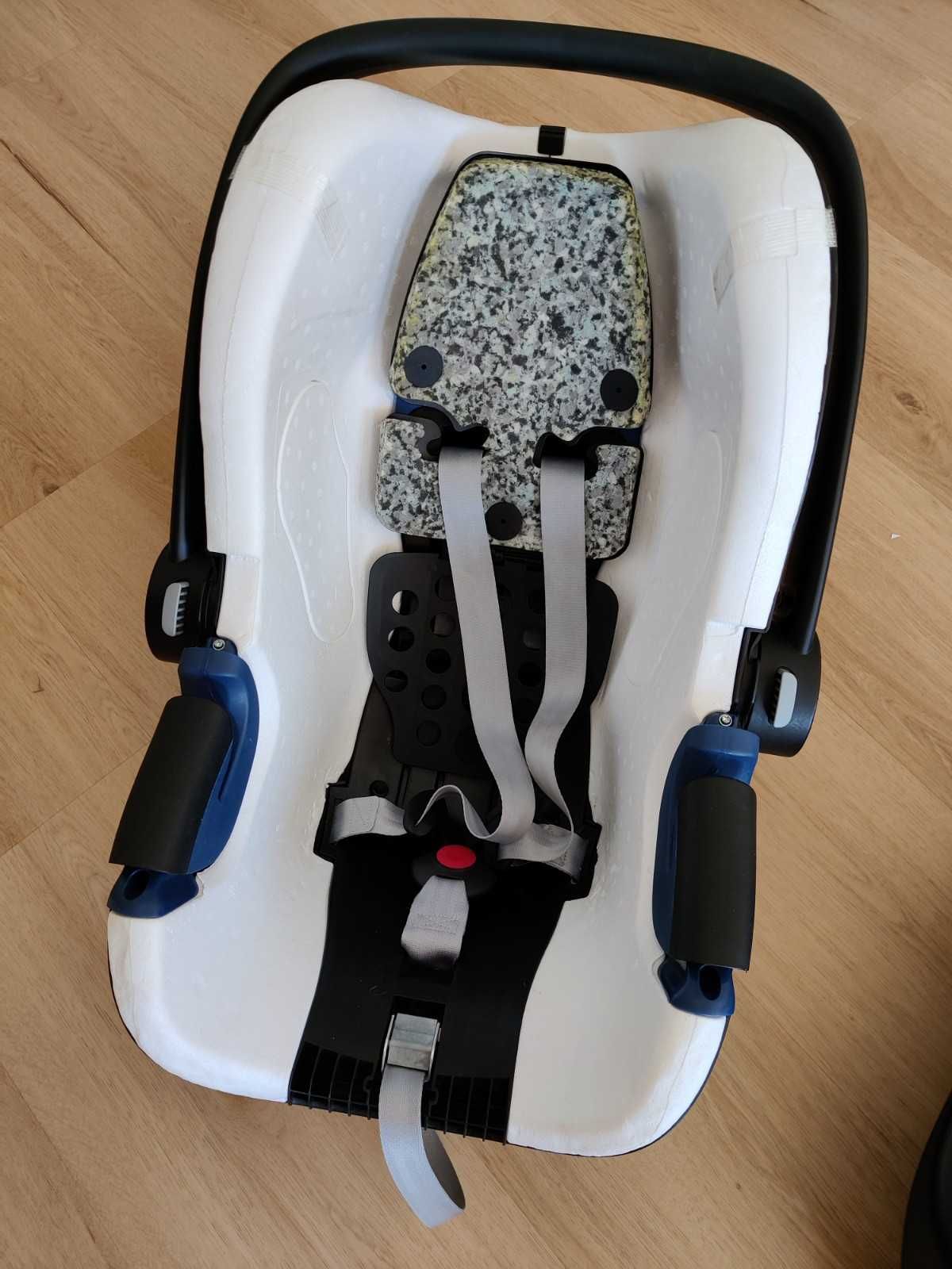 Fotelik Britax Romer BABY-SAFE 2 i-SIZE z bazą ISOFIX