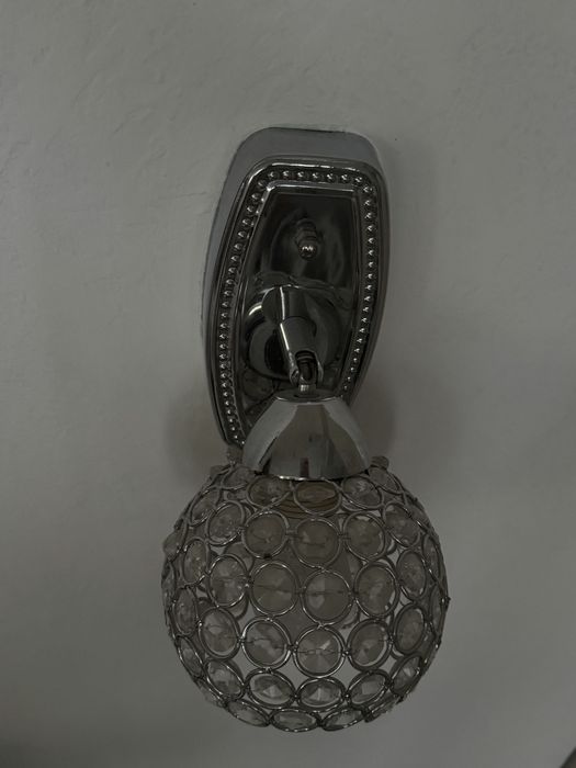 Продам 10/10 світильники 2 та 1 підвісний на стелю