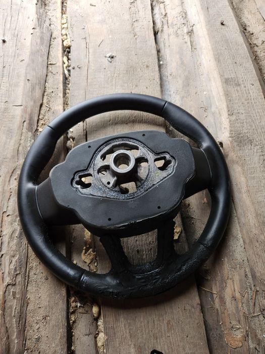 Volvo XC40 2024 деталі