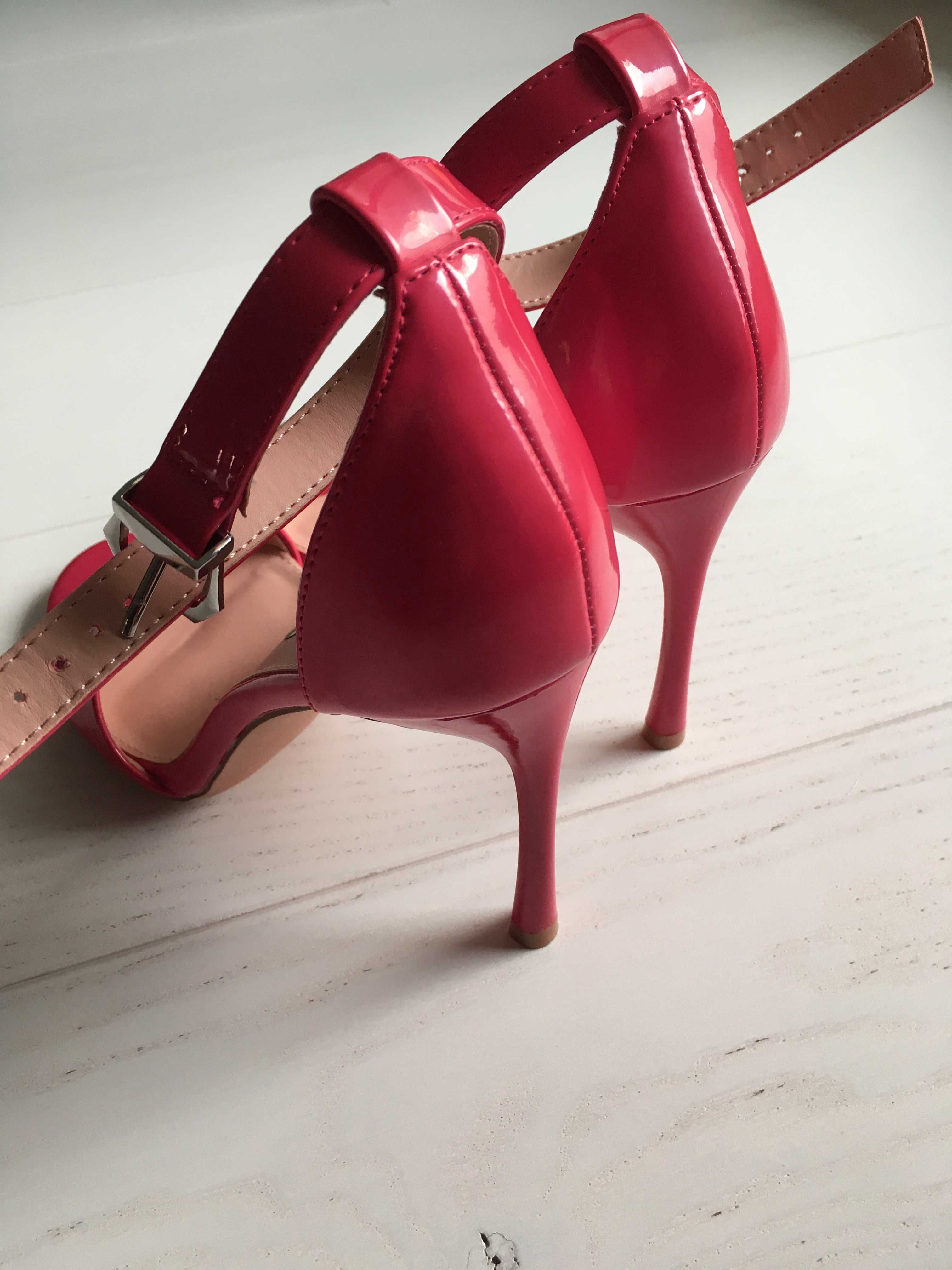 Sandały EVEN&ODD Szpilki 10cm czerwone lakierowane nowe rozm 38