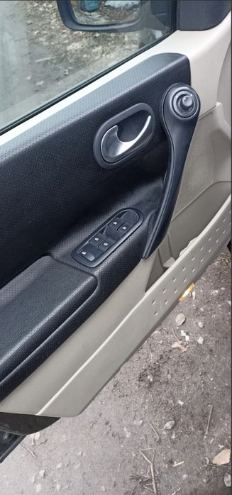 Renault Megane /Рено Меган седан 2007
